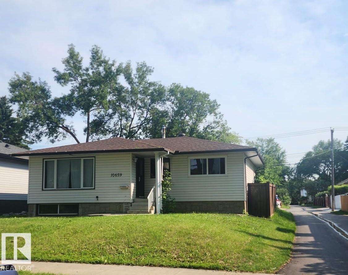 10659 65 AV NW Property Photo 1
