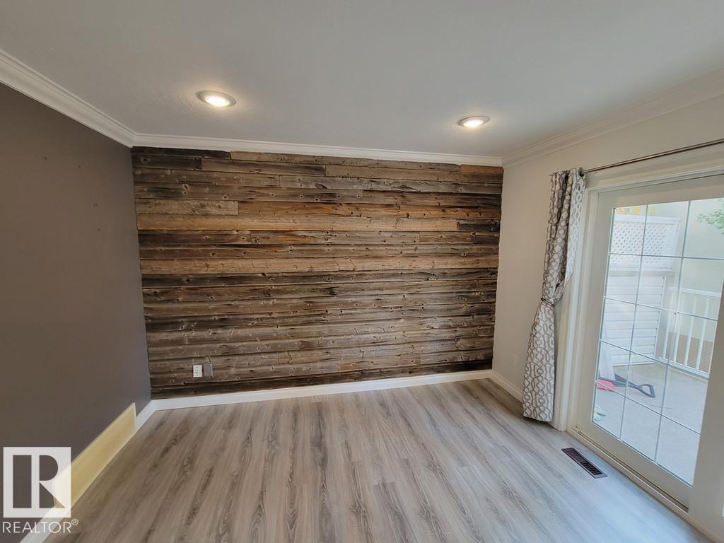 1001 7 Av Property Photo 8