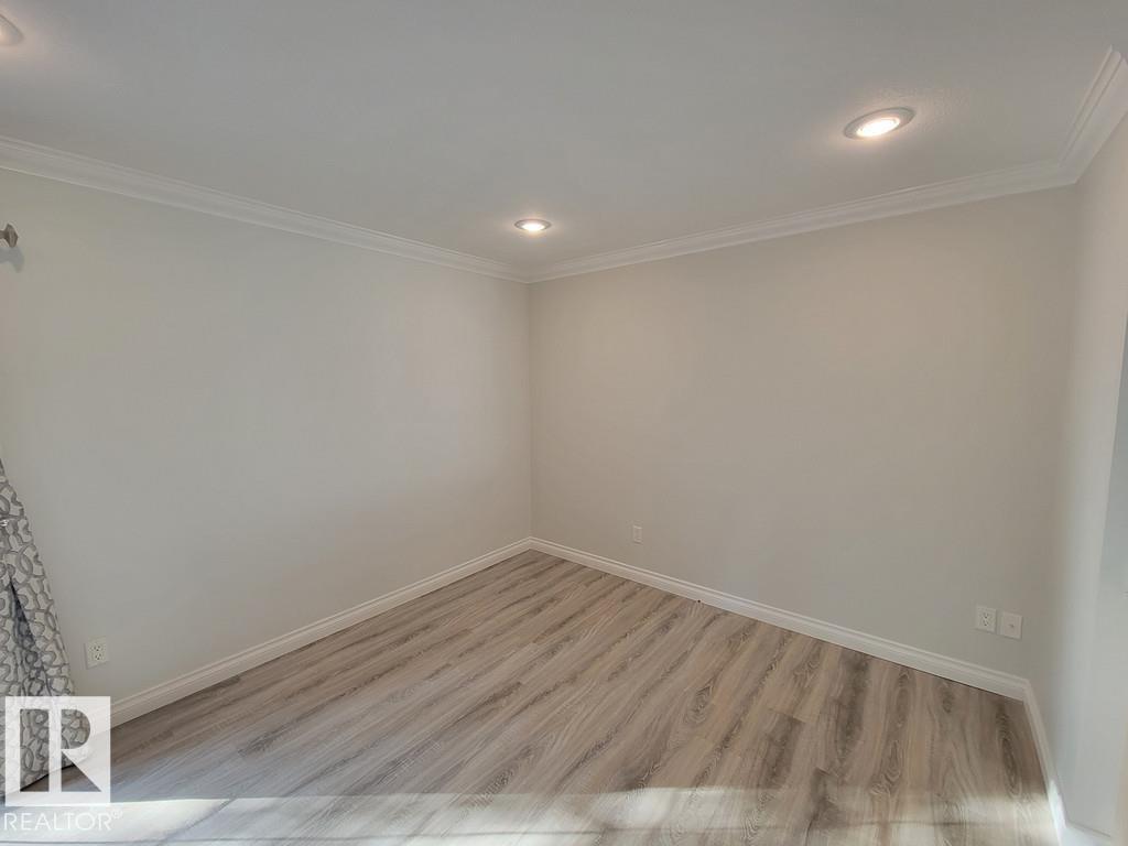 1001 7 Av Property Photo 9