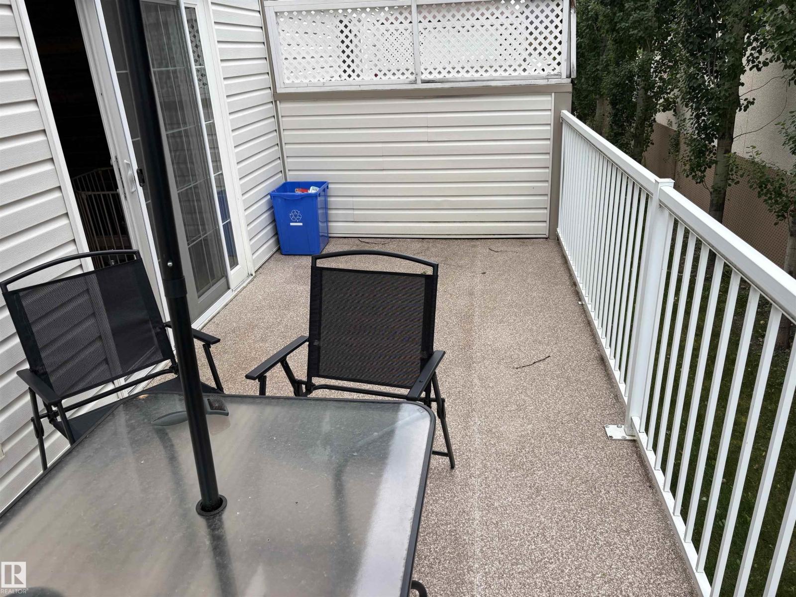 1001 7 Av Property Photo 12