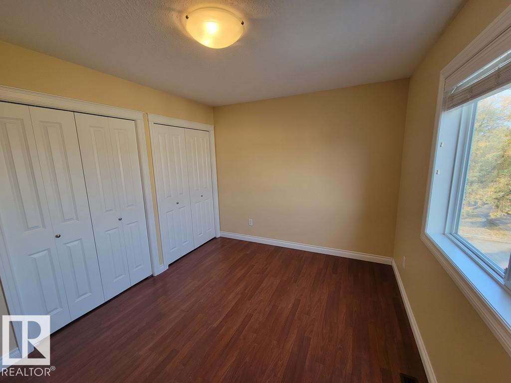 1001 7 Av Property Photo 13