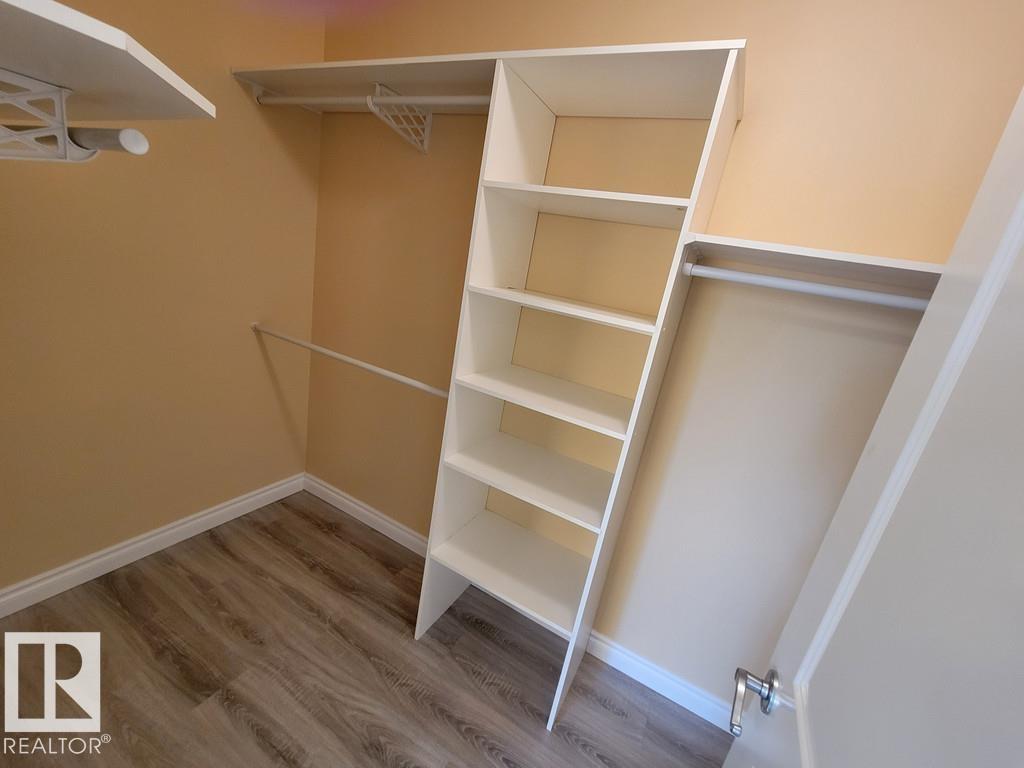 1001 7 Av Property Photo 17