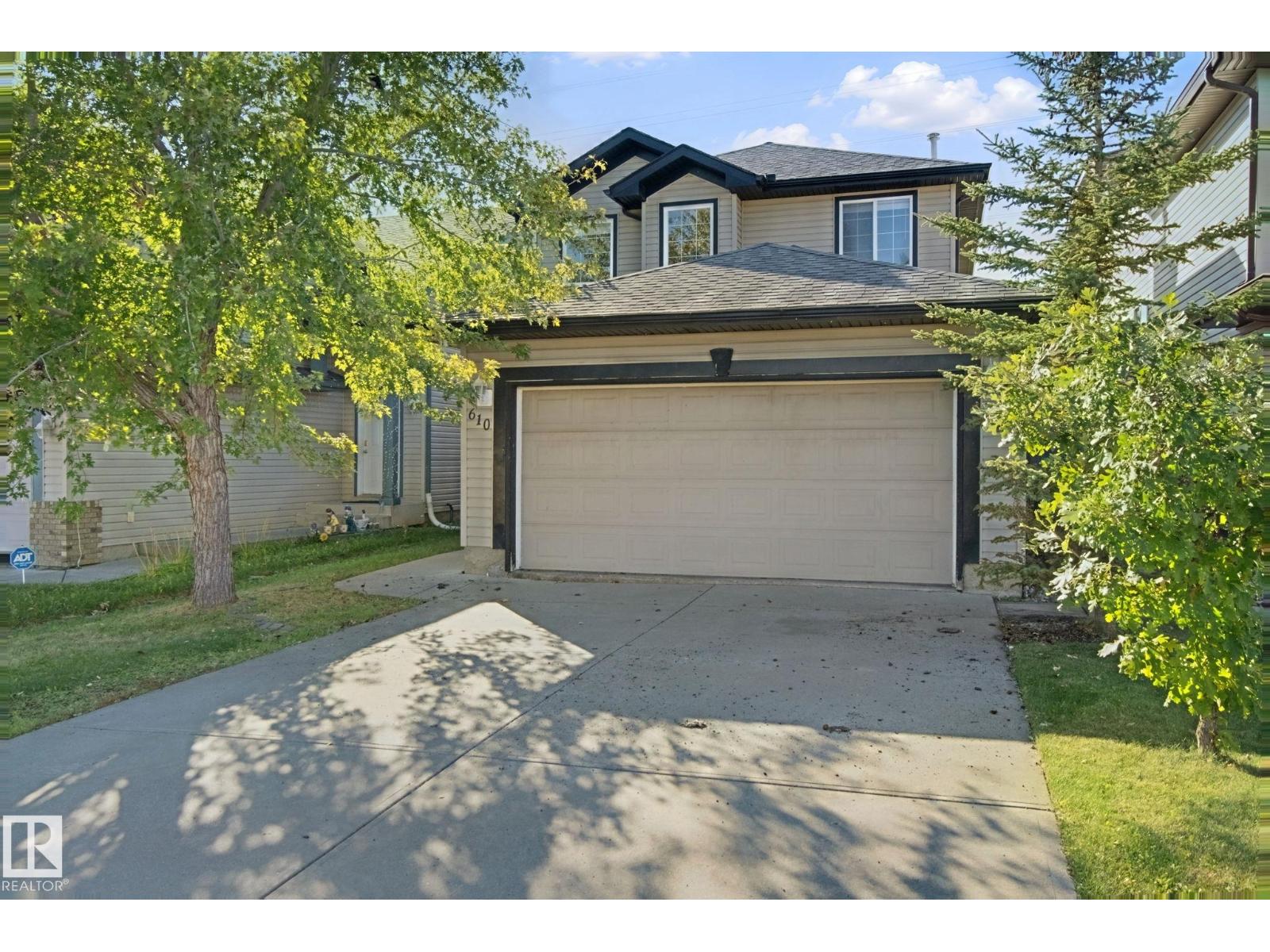 610 87 ST SW Property Photo 1
