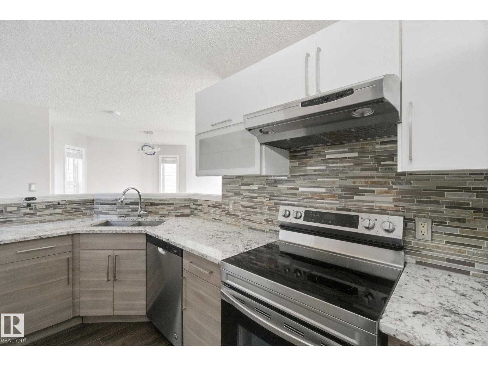 610 87 St Sw Property Photo 8