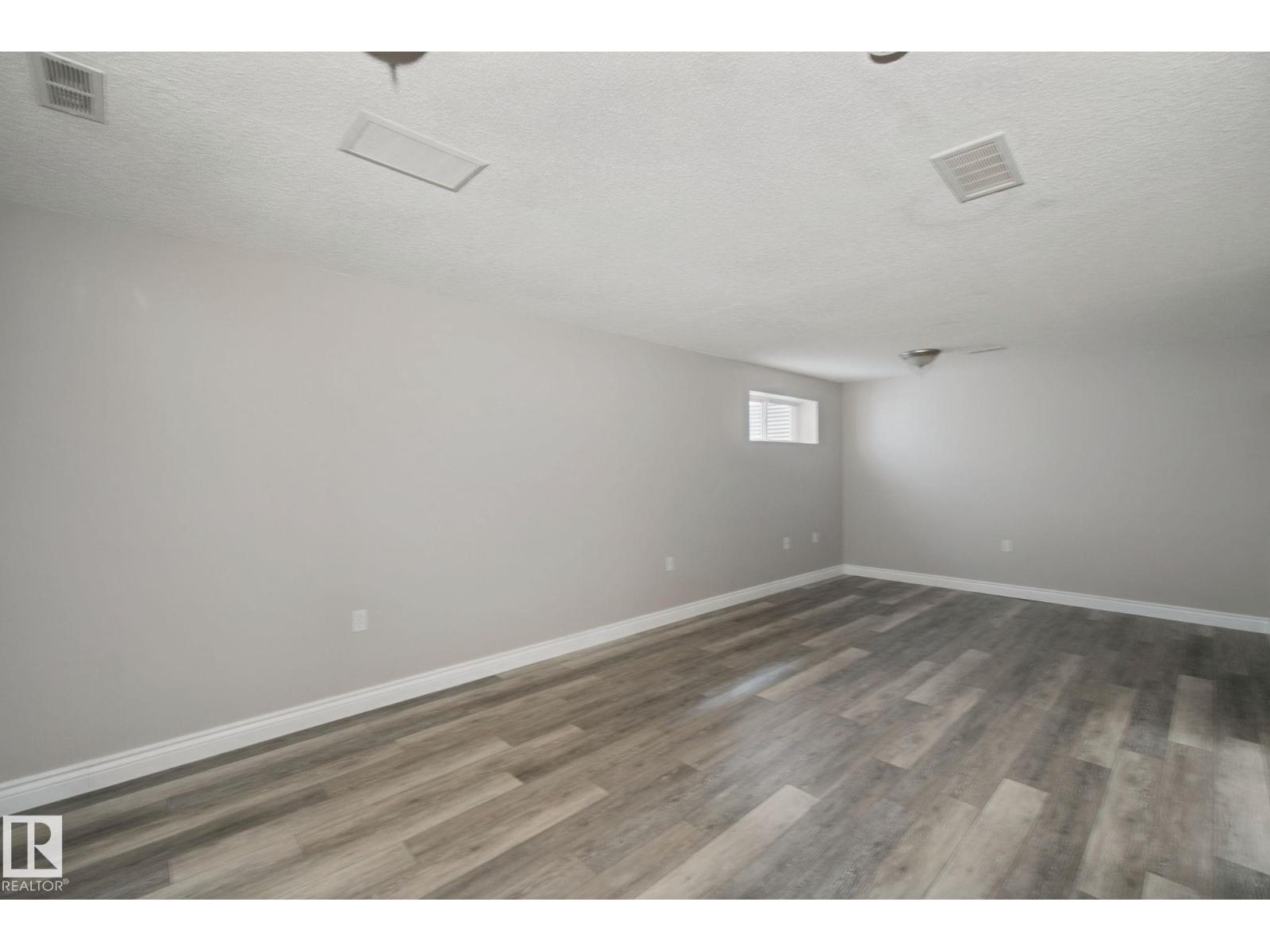 610 87 St Sw Property Photo 34