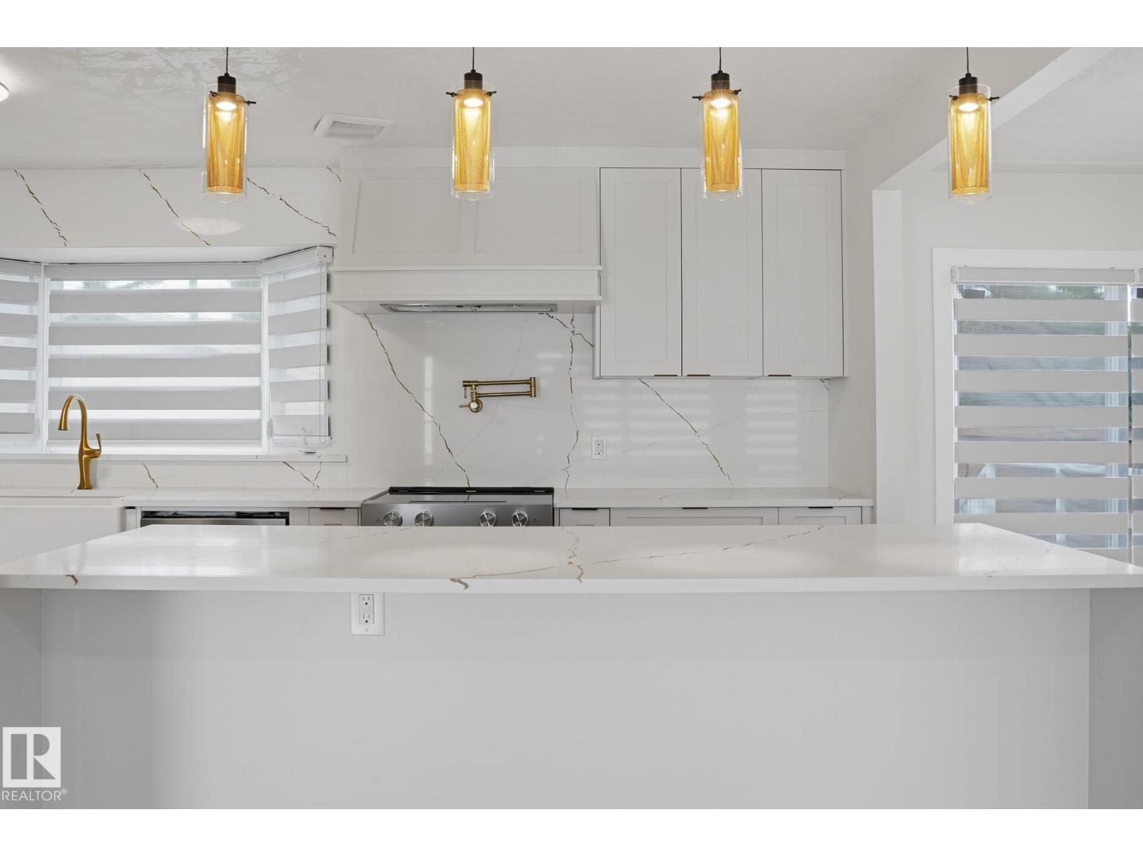 14214 87 Av Nw Property Photo 7