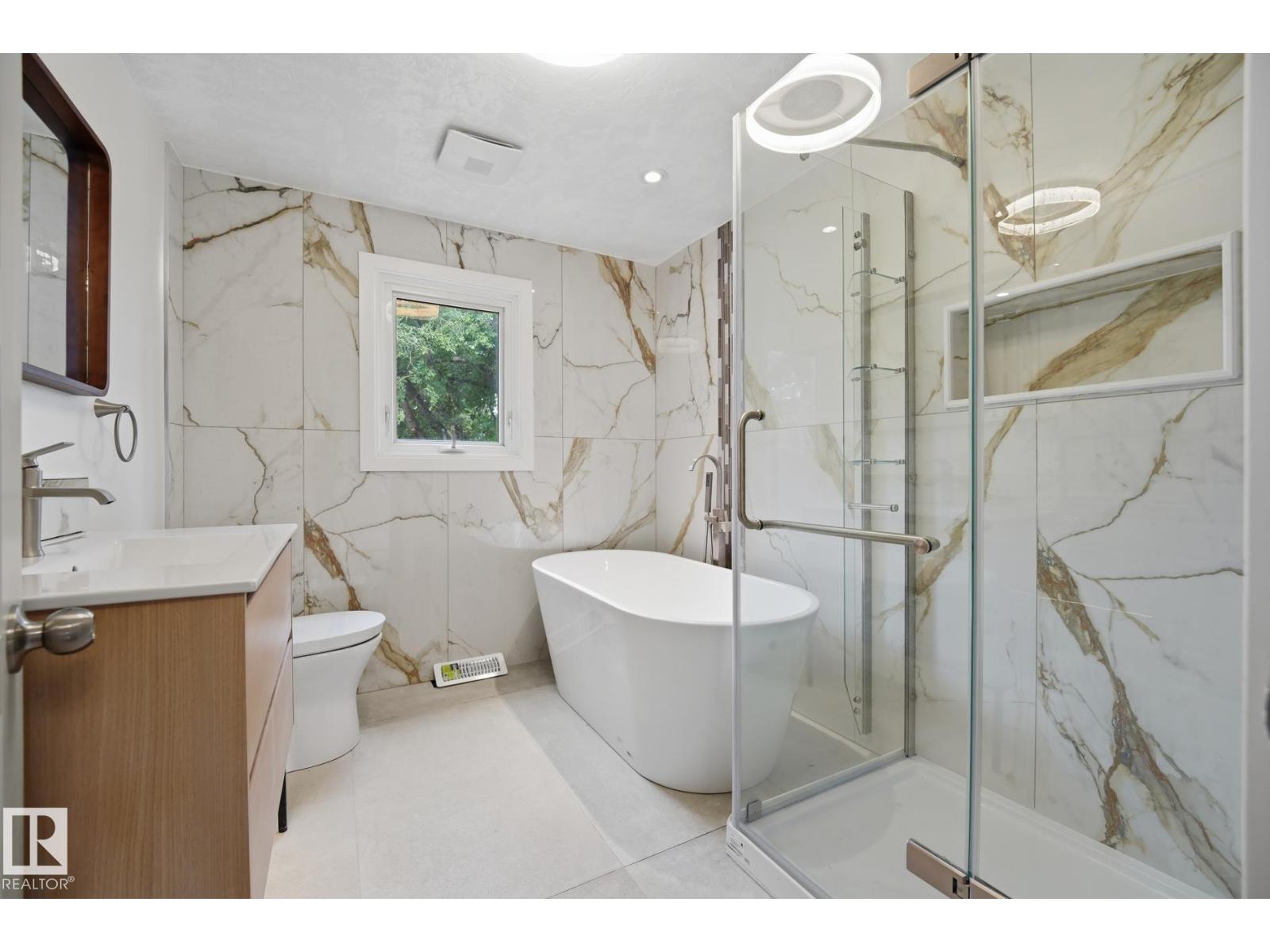 14214 87 Av Nw Property Photo 11