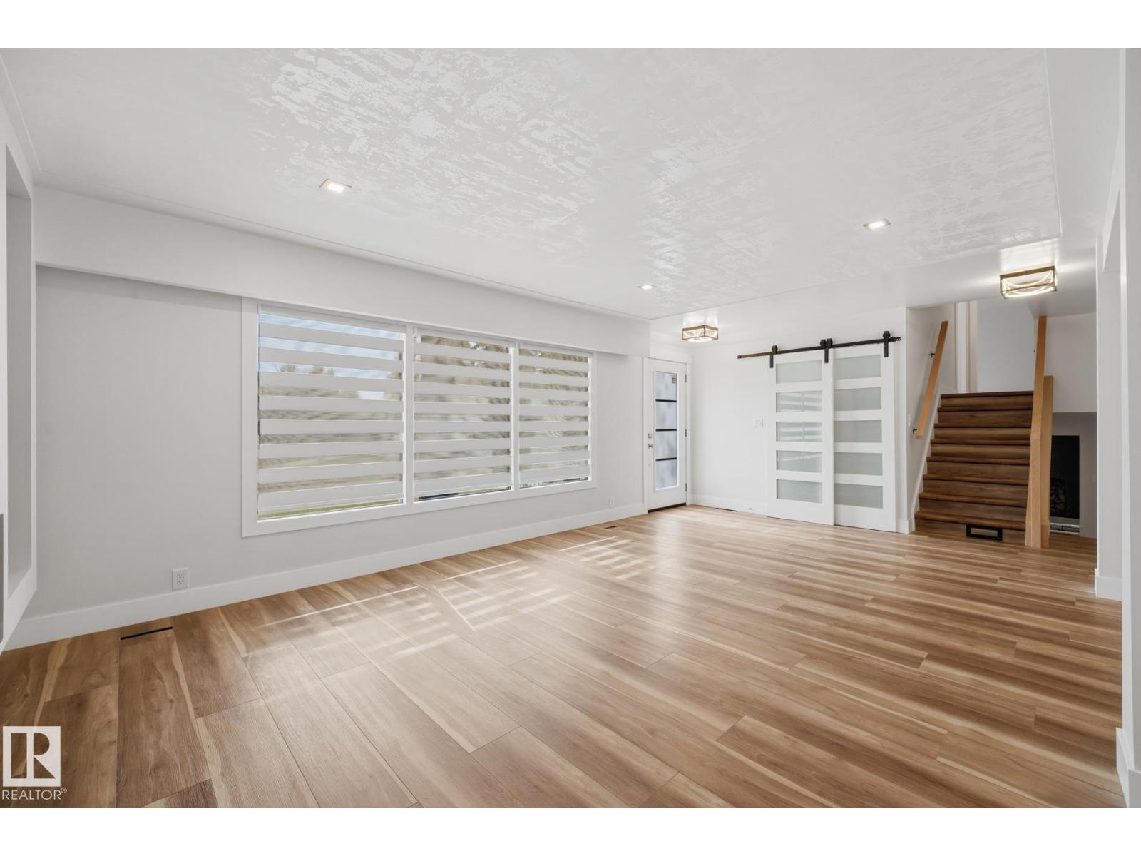 14214 87 Av Nw Property Photo 14