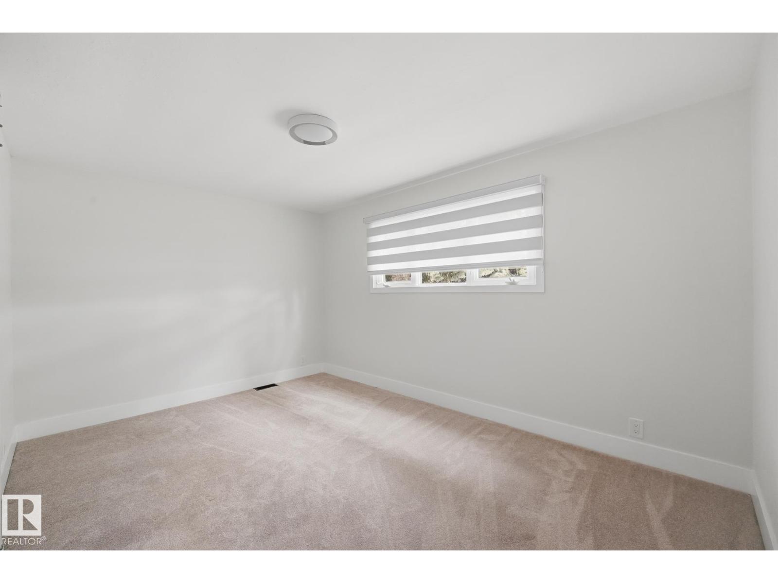 14214 87 Av Nw Property Photo 18