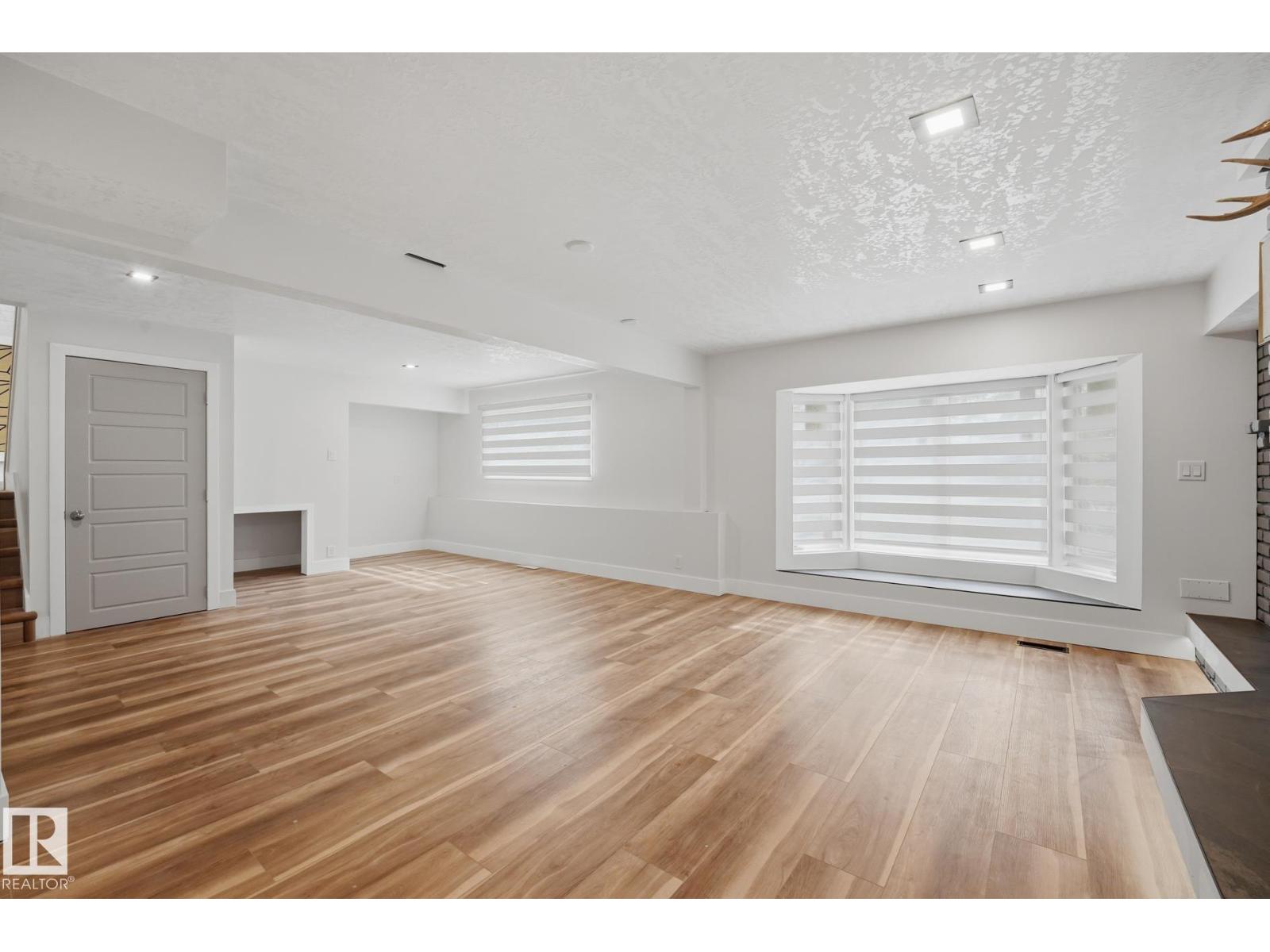 14214 87 Av Nw Property Photo 22