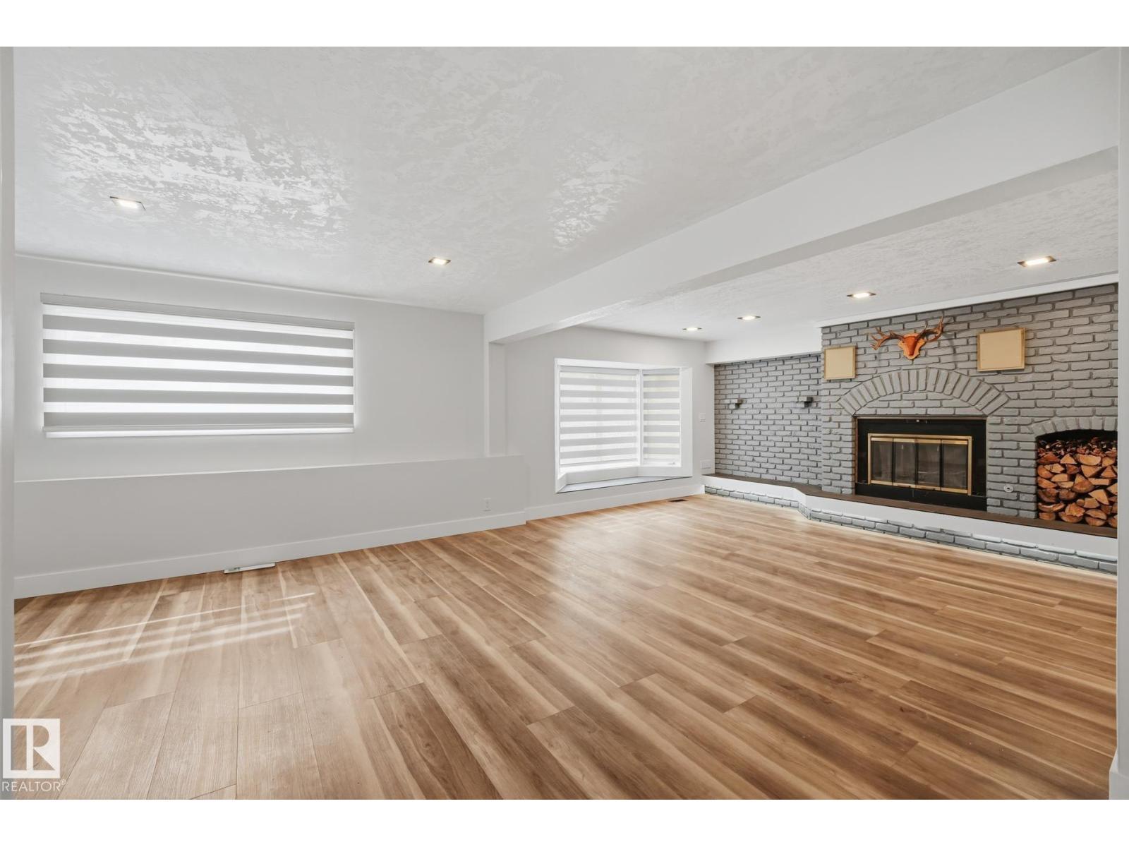 14214 87 Av Nw Property Photo 23