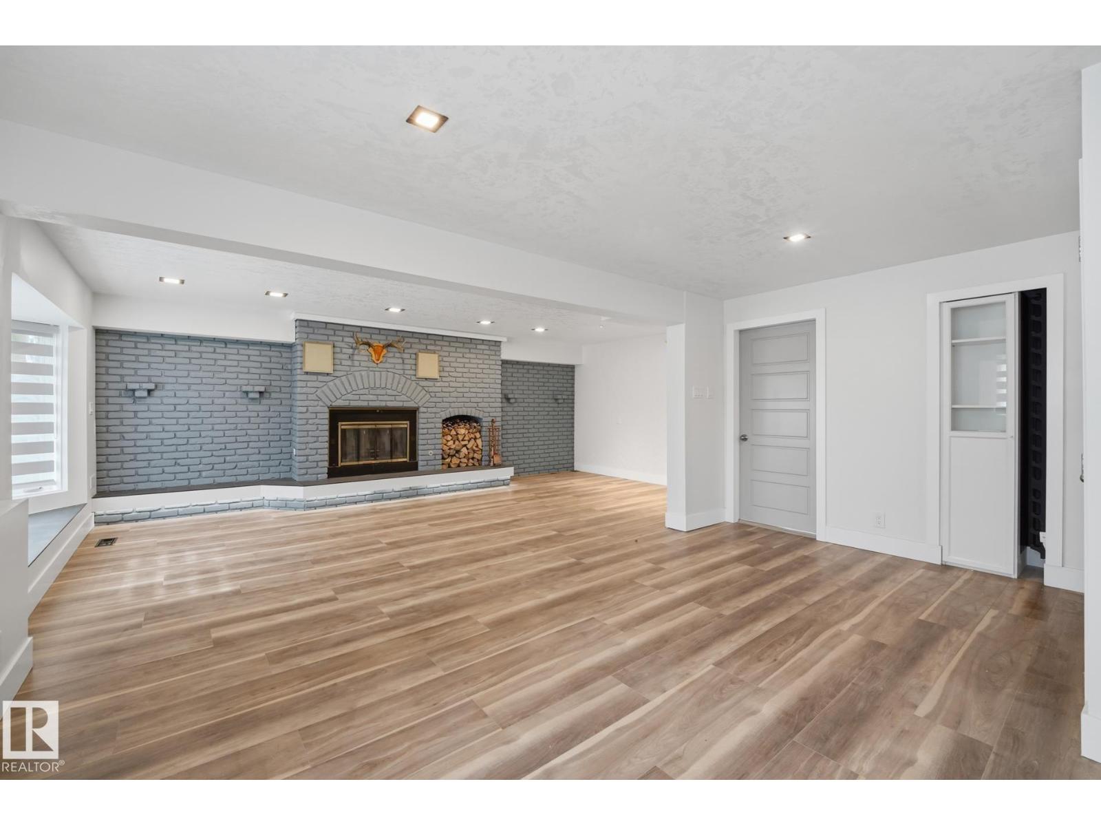 14214 87 Av Nw Property Photo 24