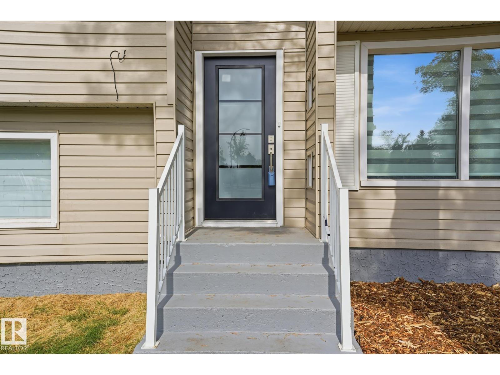 14214 87 Av Nw Property Photo 40