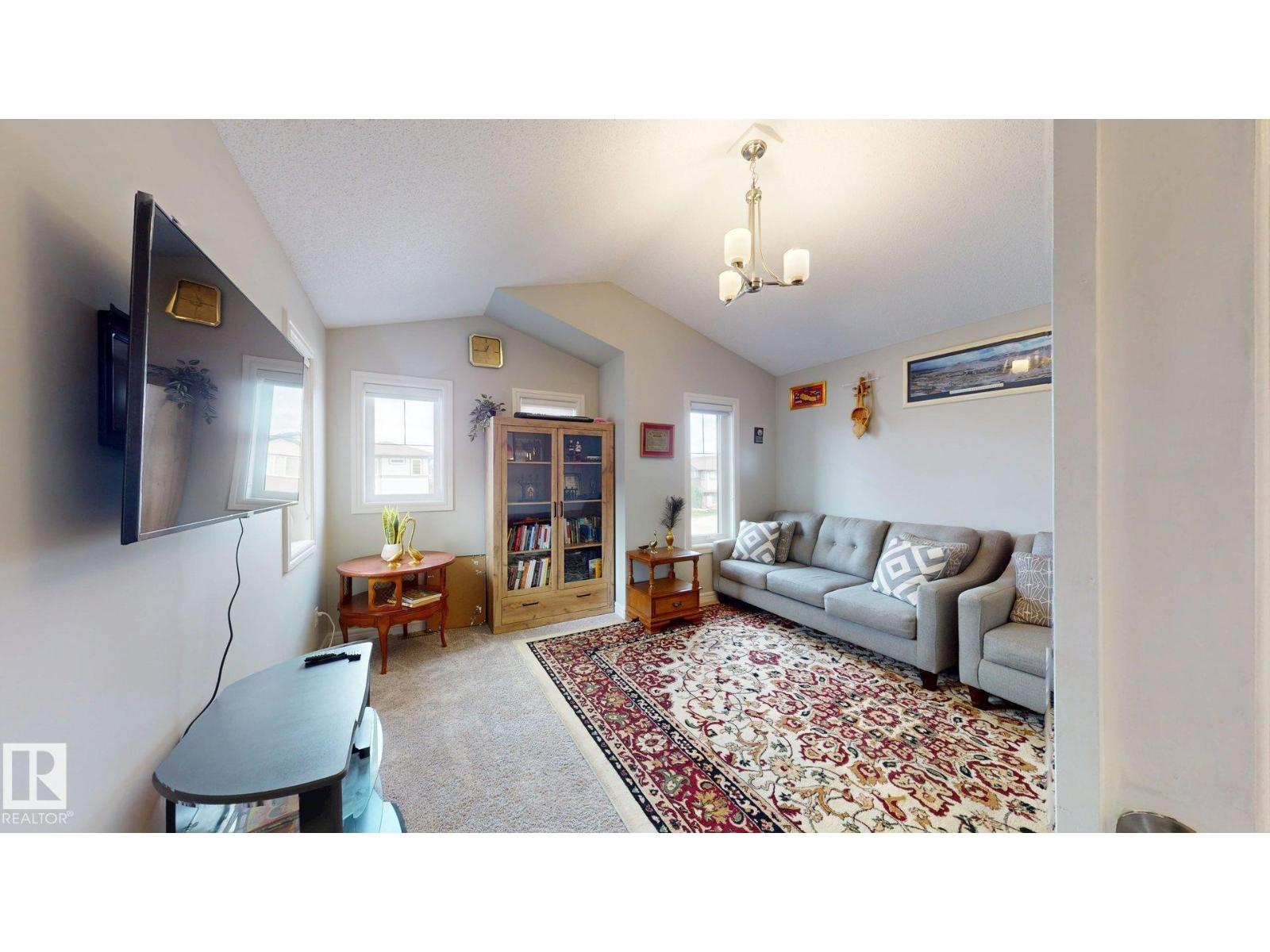 22407 99 Av Nw Property Photo 32