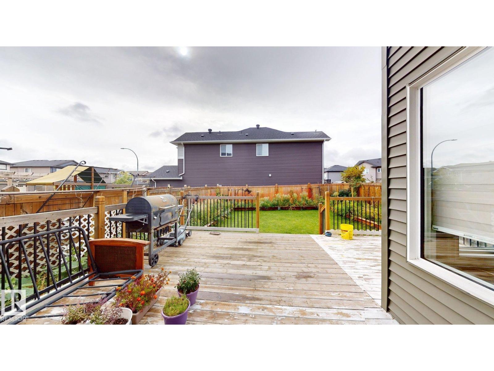 22407 99 Av Nw Property Photo 35