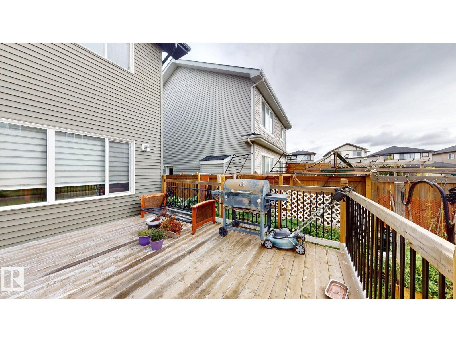 22407 99 Av Nw Property Photo 37