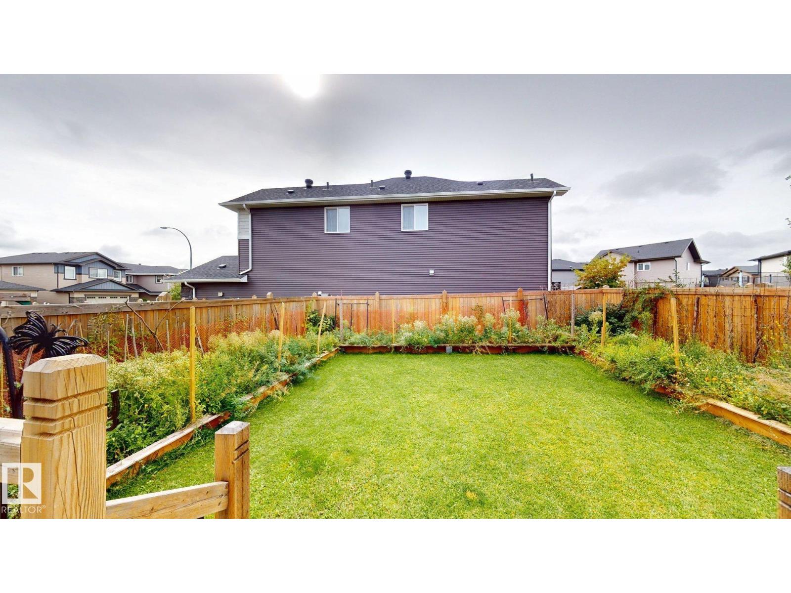 22407 99 Av Nw Property Photo 39