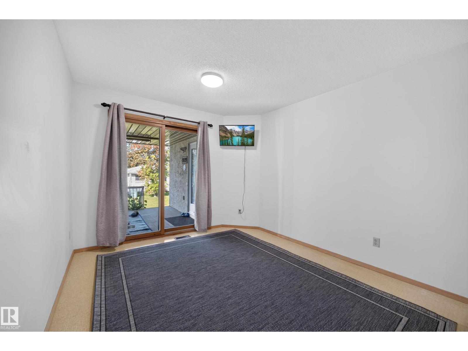 9129 Garden Rd Property Photo 33
