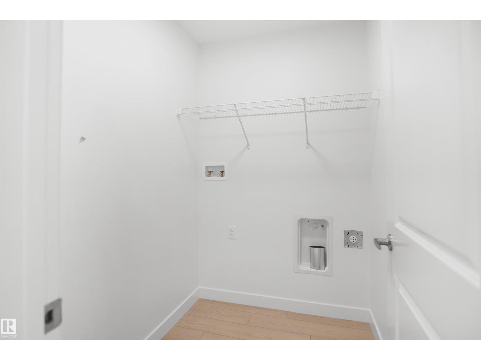 21139 25 Av Nw Property Photo 27
