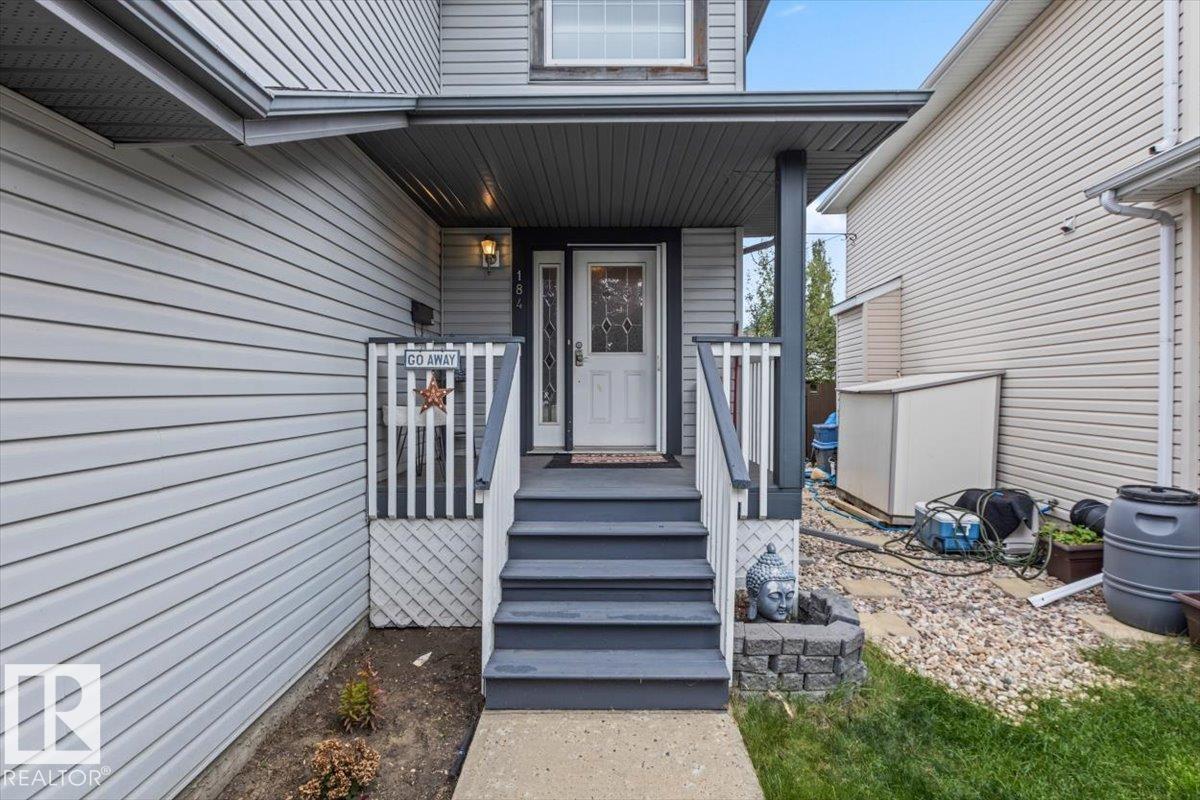 184 Foxboro Pl Property Photo 2