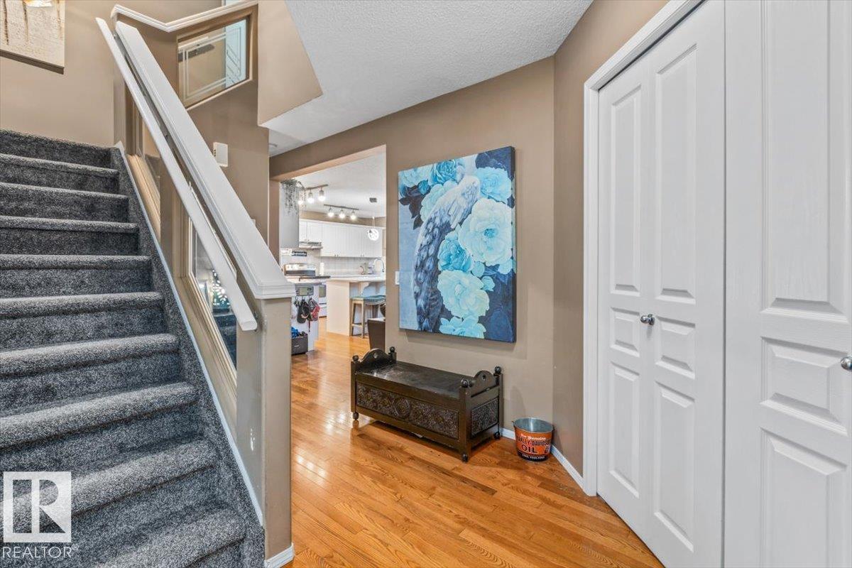 184 Foxboro Pl Property Photo 3