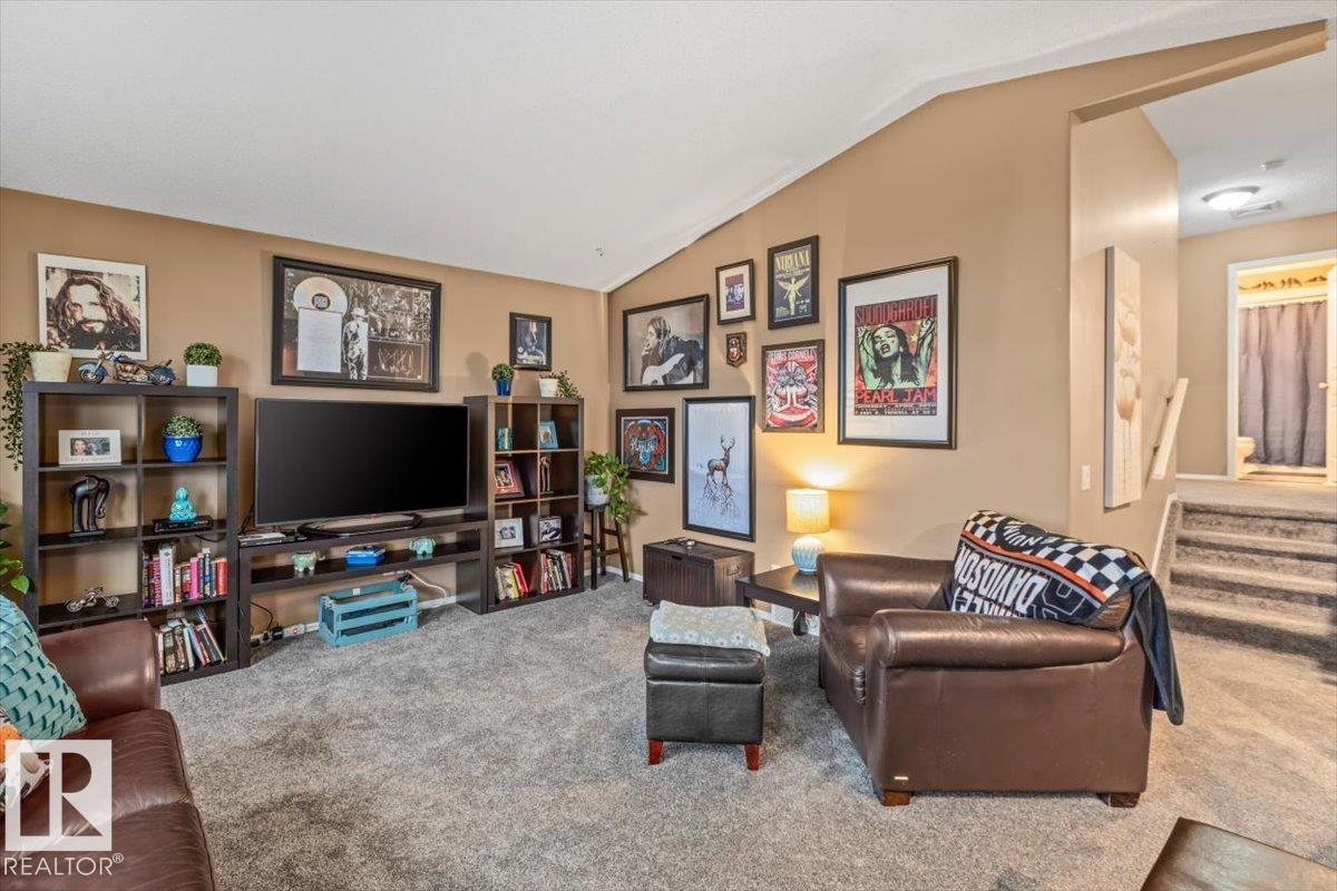 184 Foxboro Pl Property Photo 19