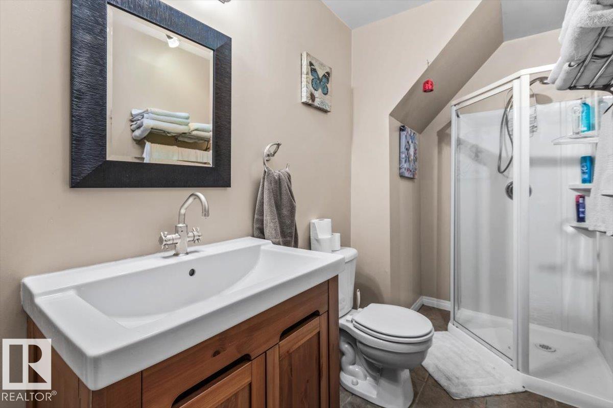184 Foxboro Pl Property Photo 32