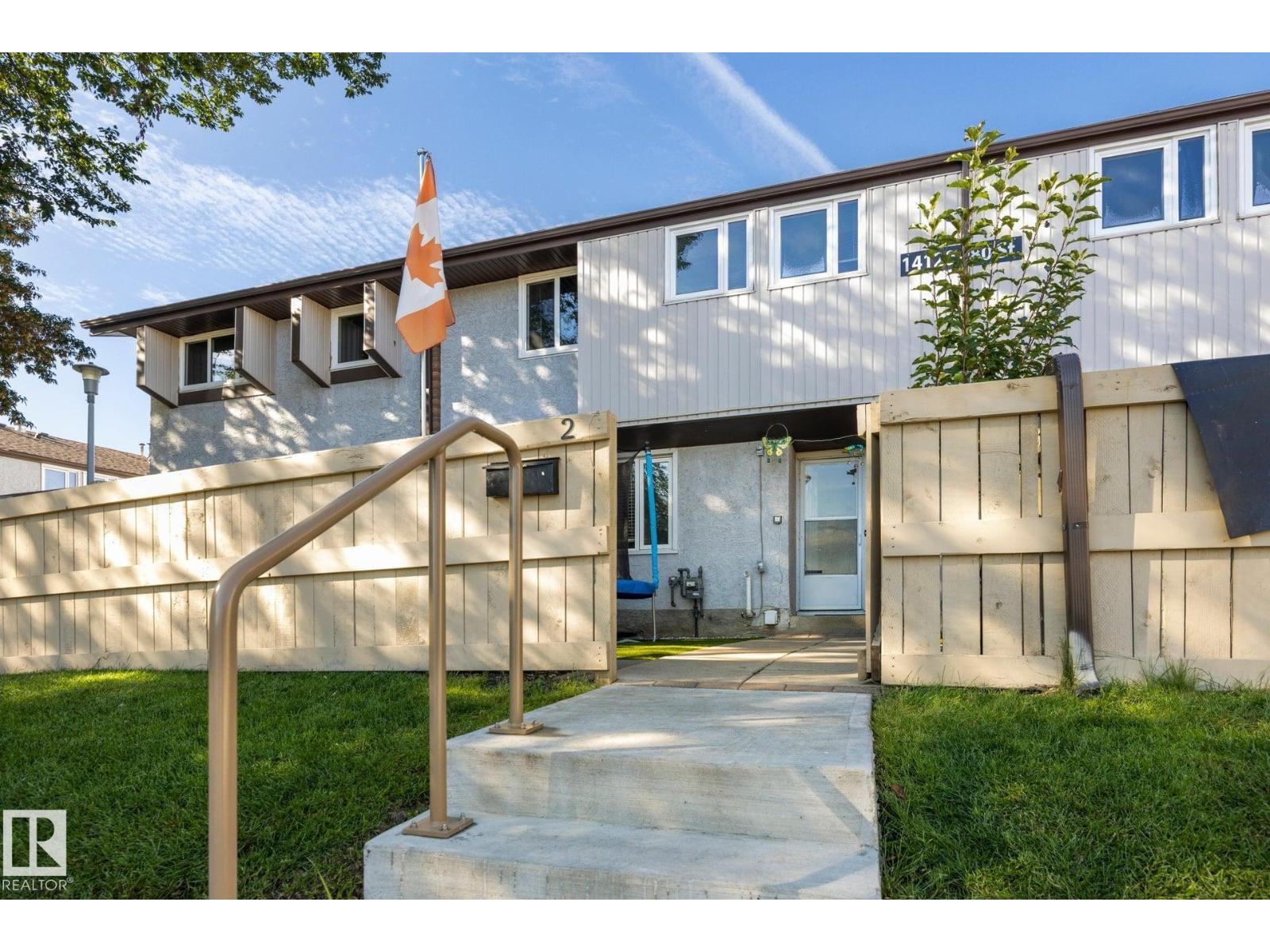 #2 14120 80 St Nw Property Photo 2