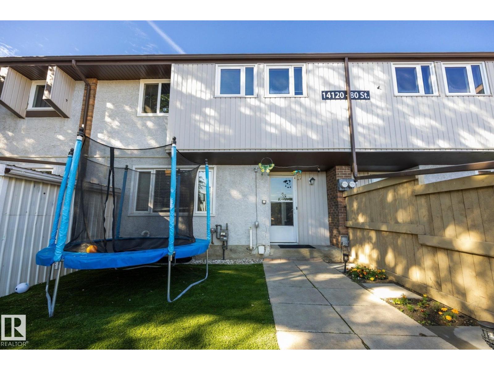 #2 14120 80 St Nw Property Photo 3
