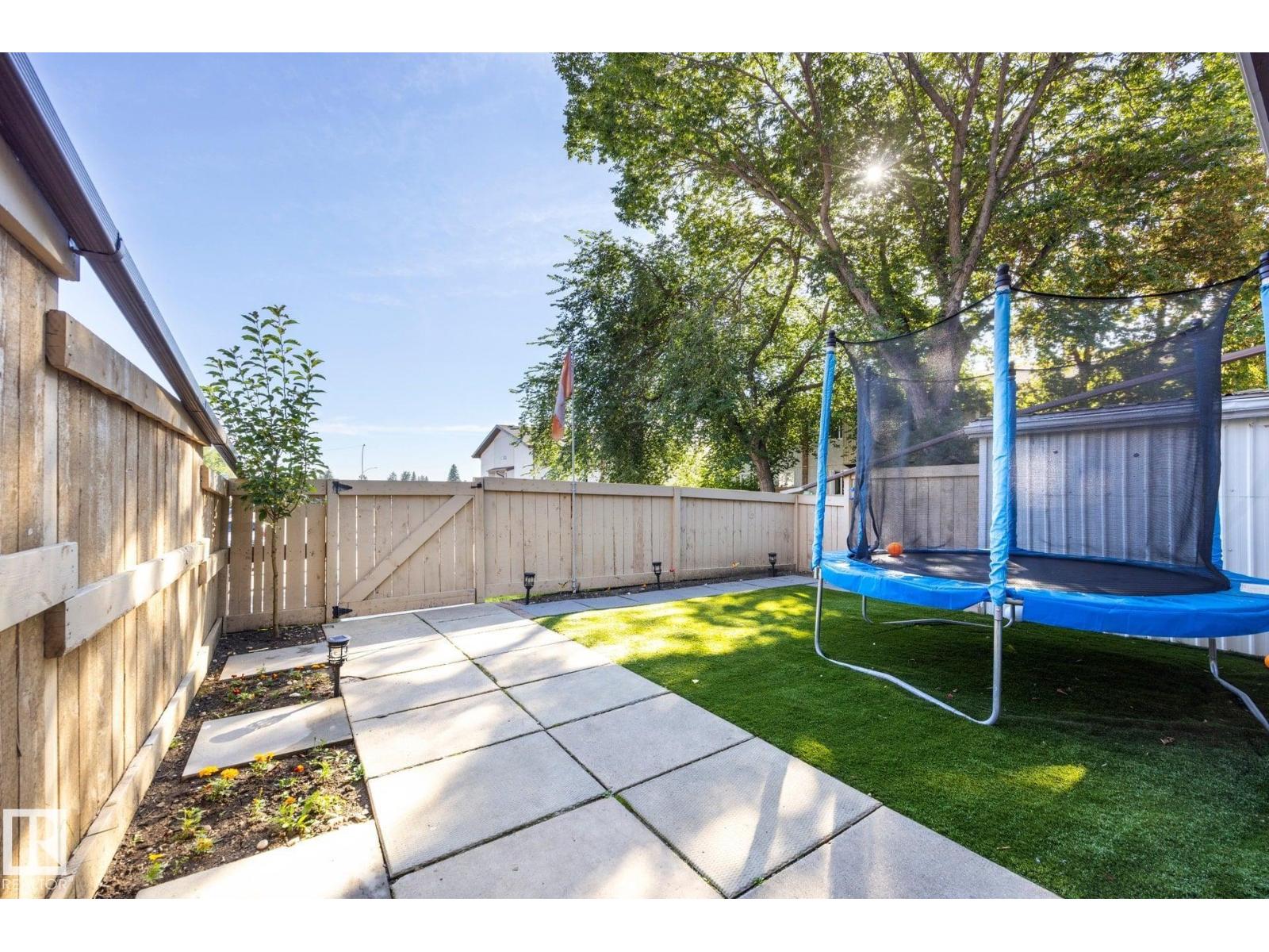#2 14120 80 St Nw Property Photo 5