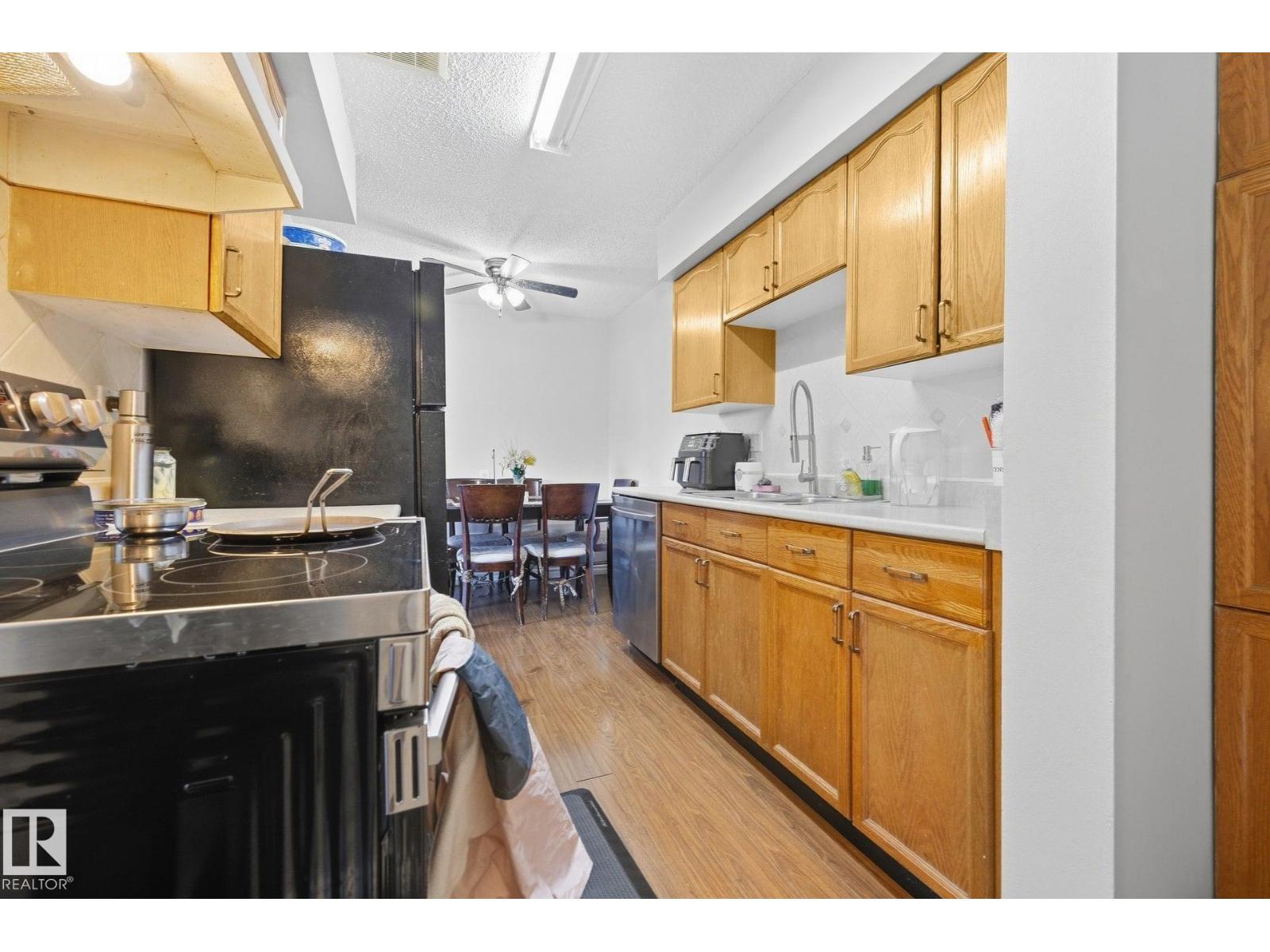 #2 14120 80 St Nw Property Photo 8