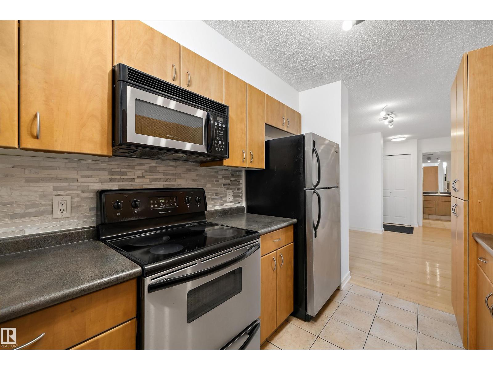 #1205 10303 105 St Nw Property Photo 14