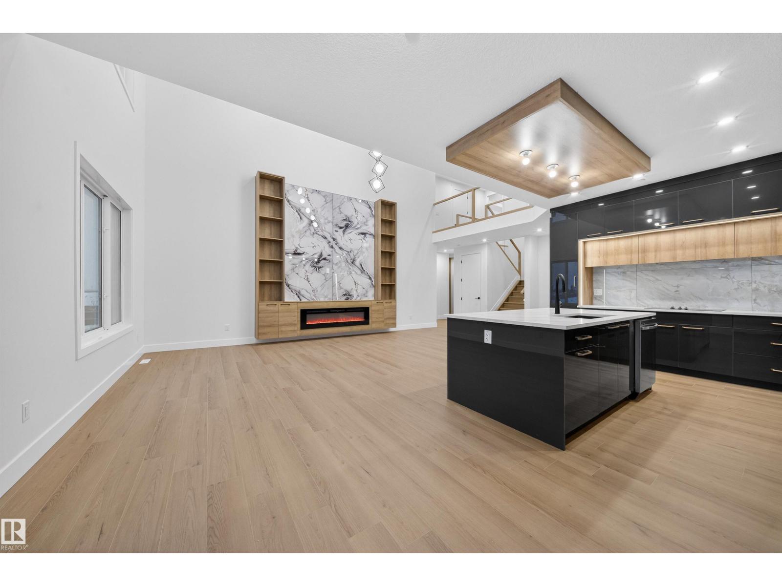 5922 19 St Property Photo 10
