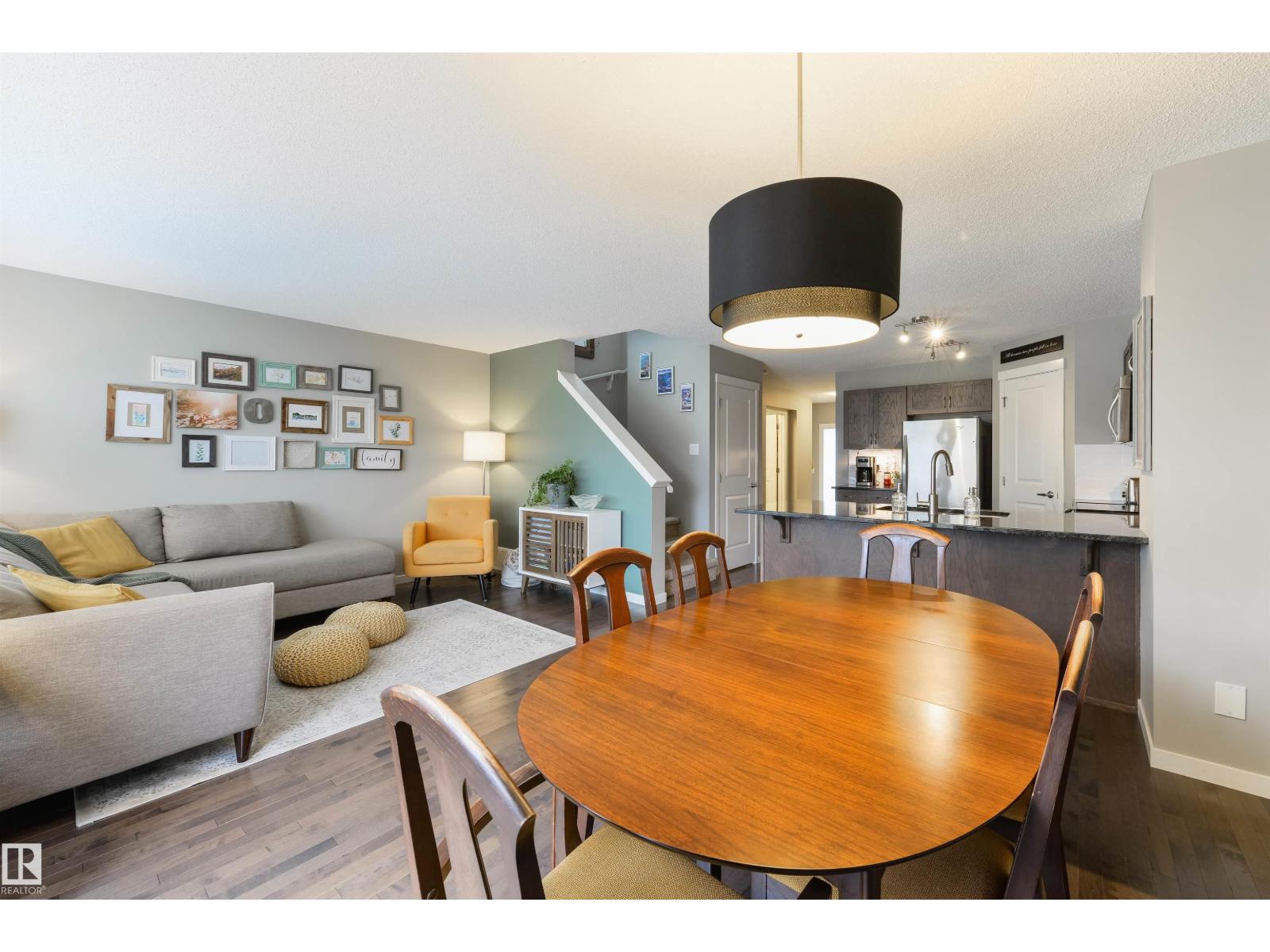 5228 20 Av Sw Property Photo 13