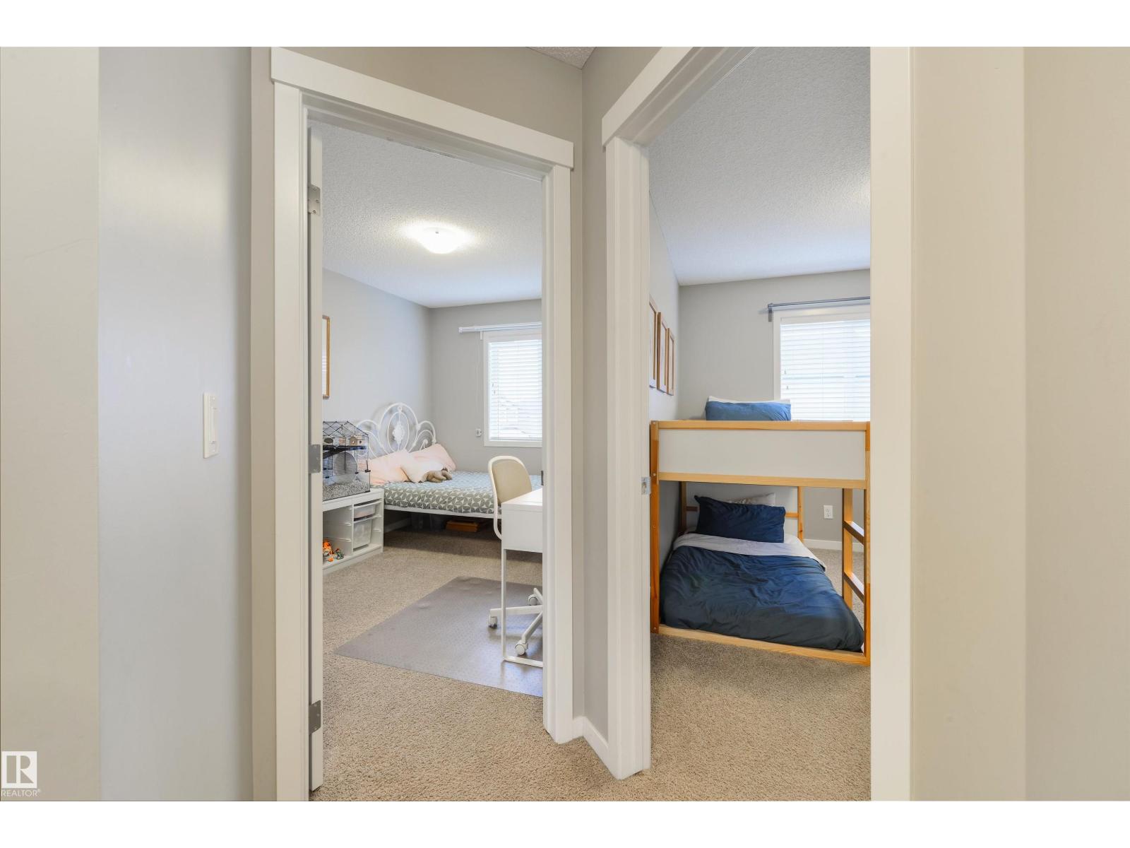 5228 20 Av Sw Property Photo 20