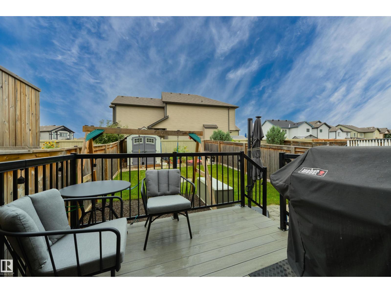 5228 20 Av Sw Property Photo 40