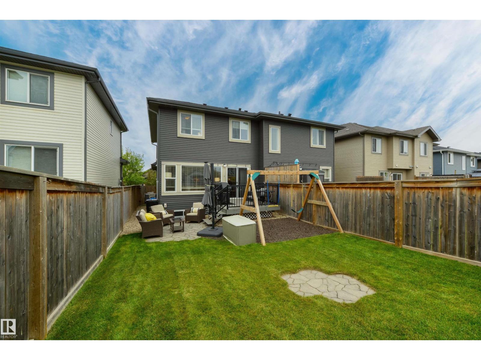 5228 20 Av Sw Property Photo 43