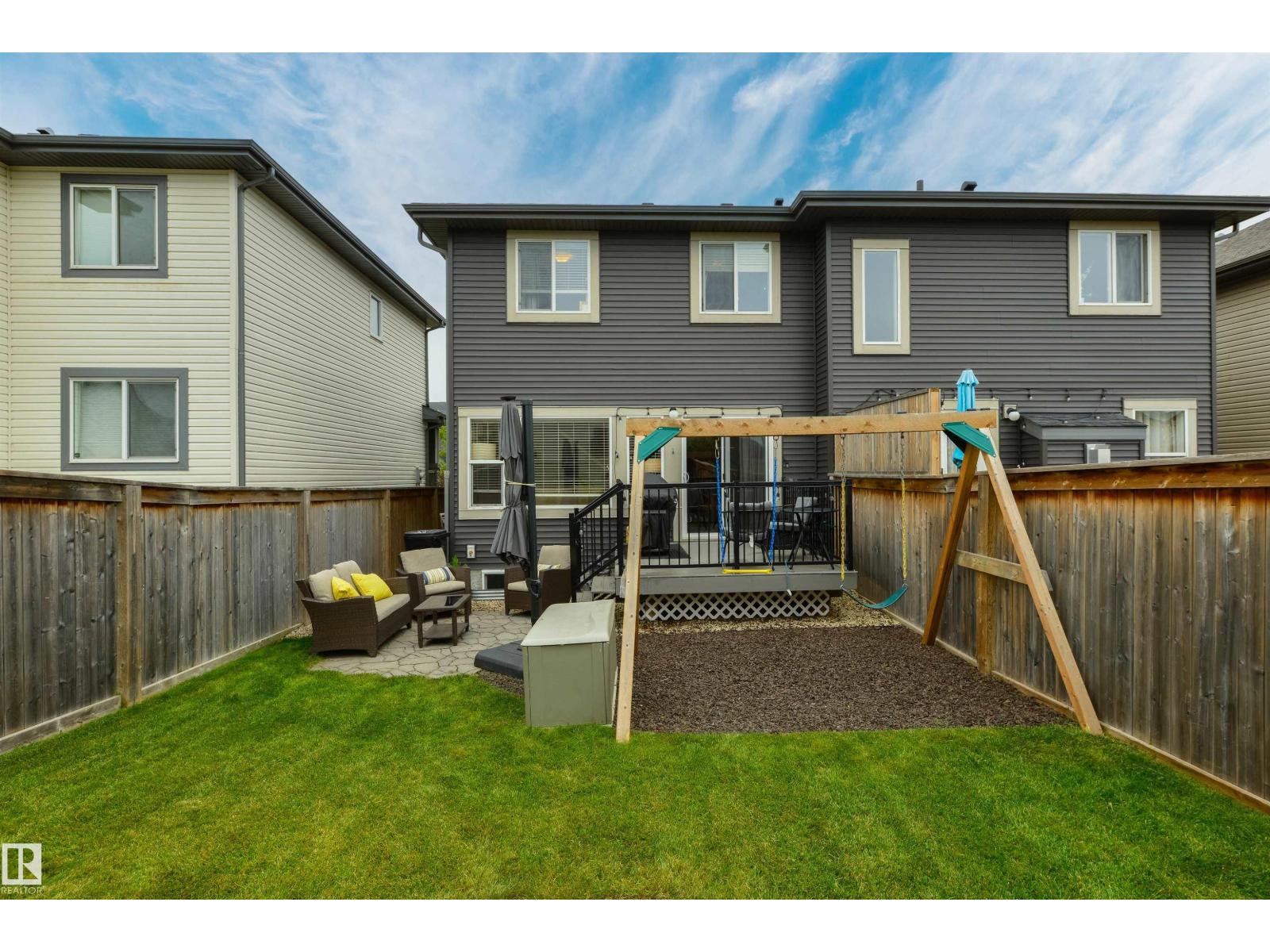 5228 20 Av Sw Property Photo 44