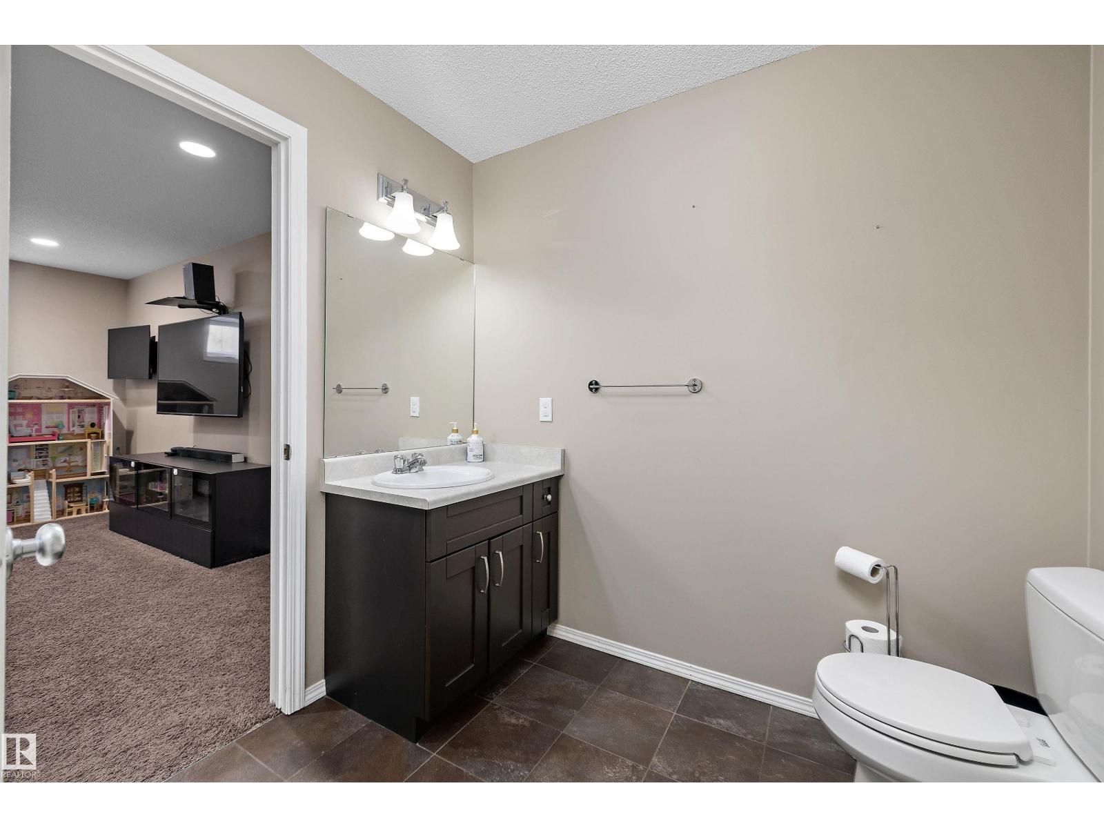 4616 191 St Nw Property Photo 40