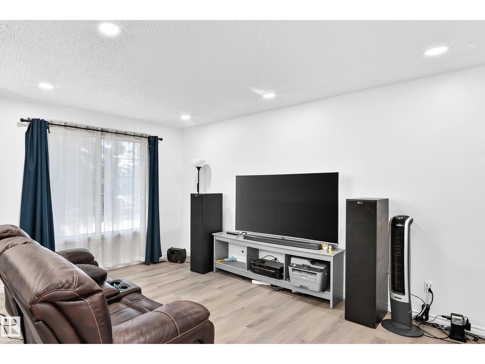 14240 23 ST NW Property Photo 1