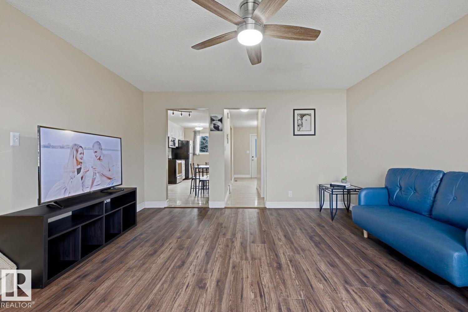 11317 22 Av Nw Property Photo 3