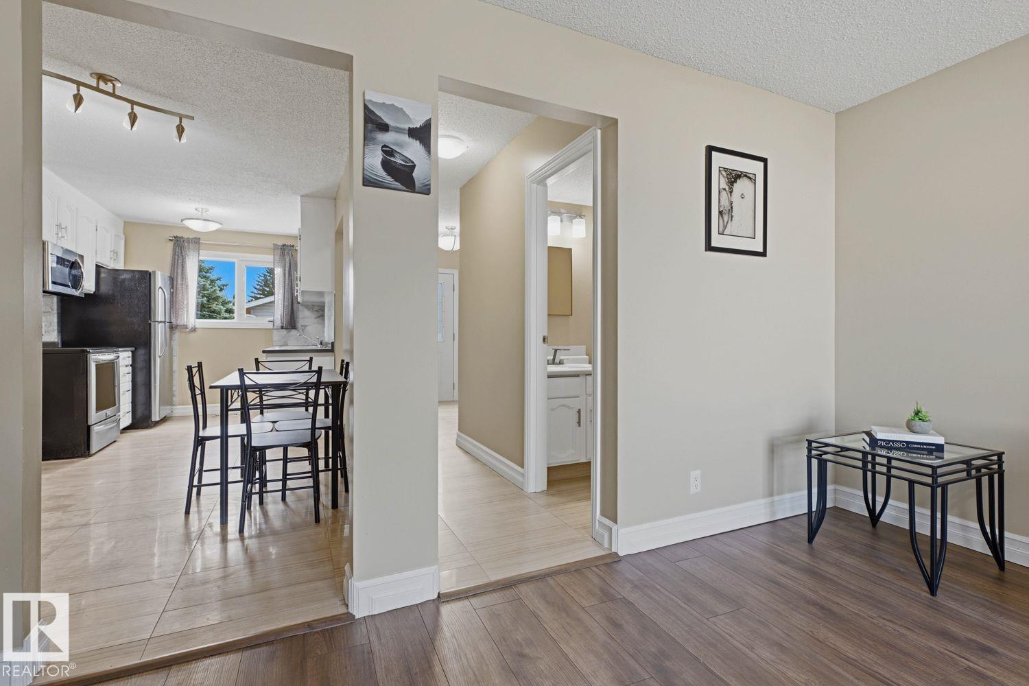 11317 22 Av Nw Property Photo 7