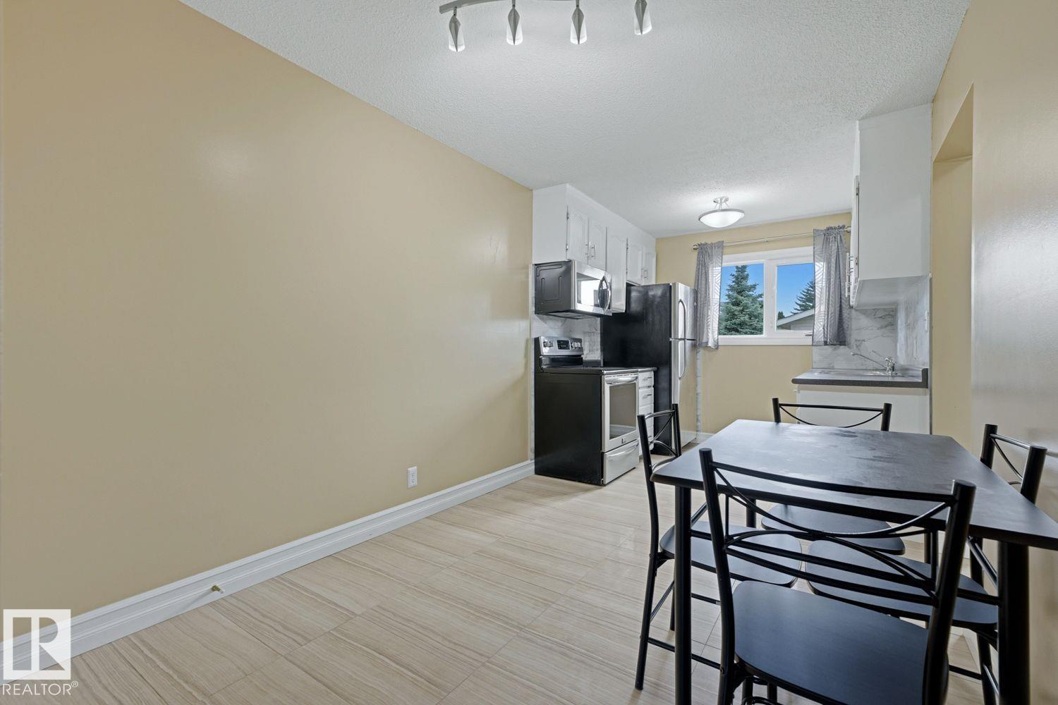 11317 22 Av Nw Property Photo 10