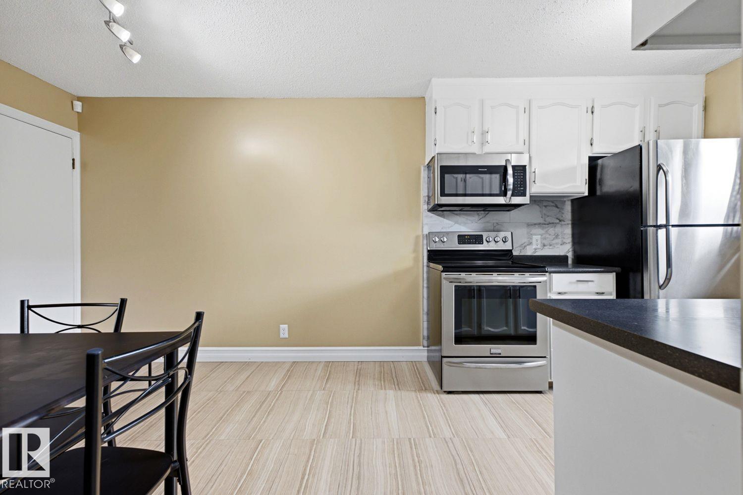 11317 22 Av Nw Property Photo 15