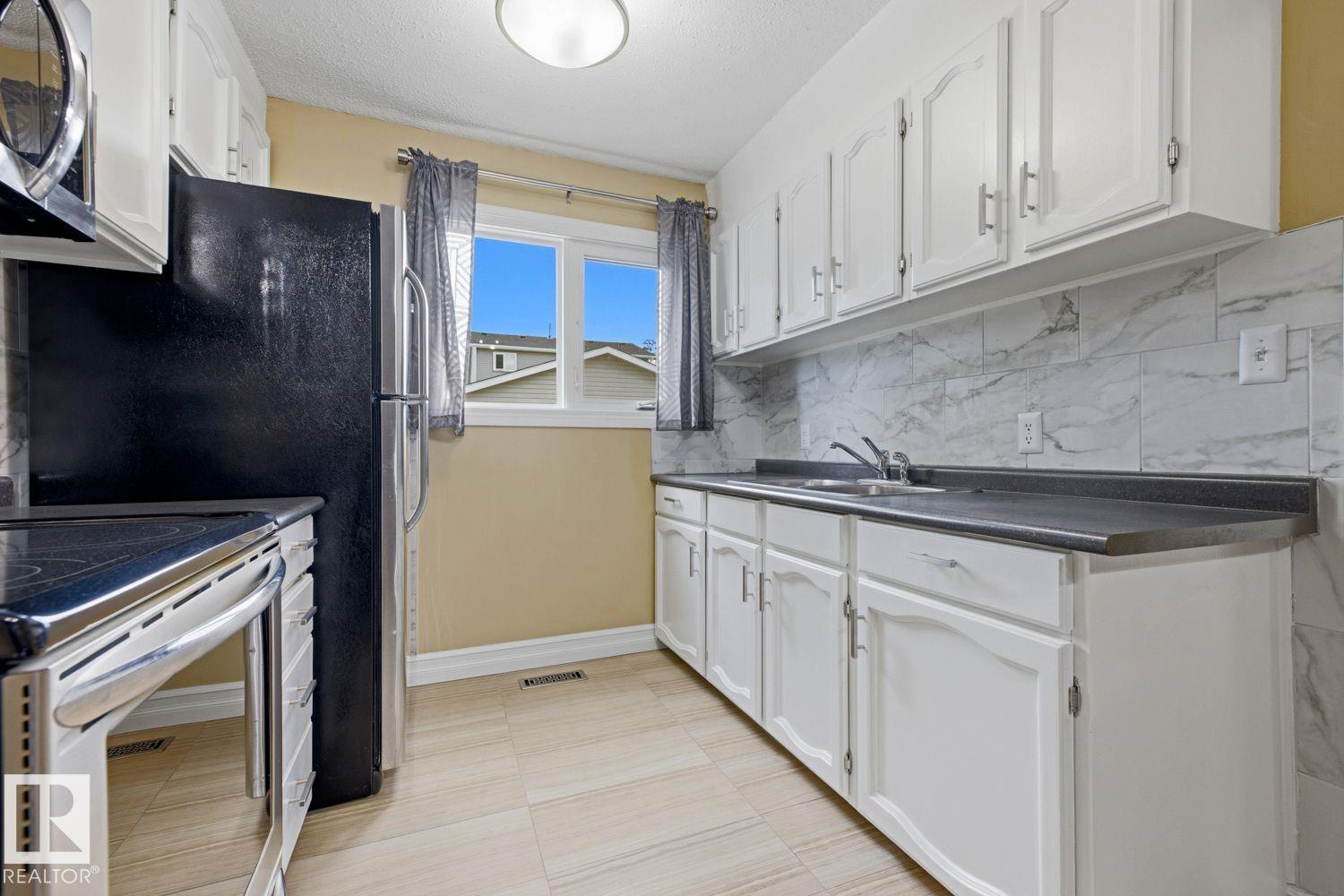 11317 22 Av Nw Property Photo 18