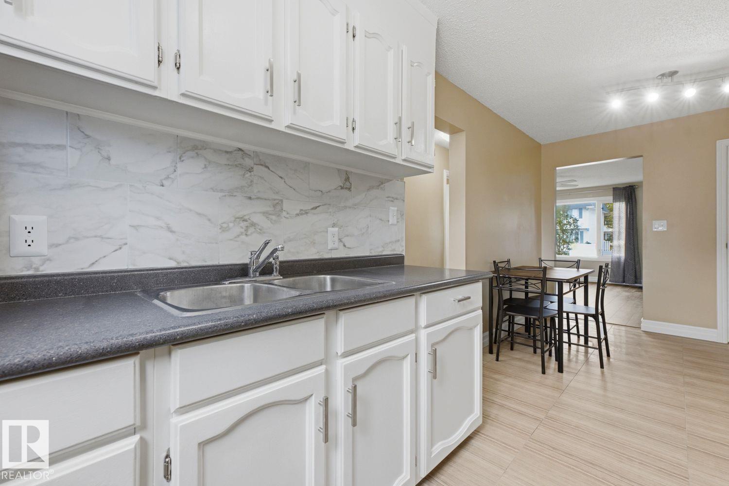 11317 22 Av Nw Property Photo 20