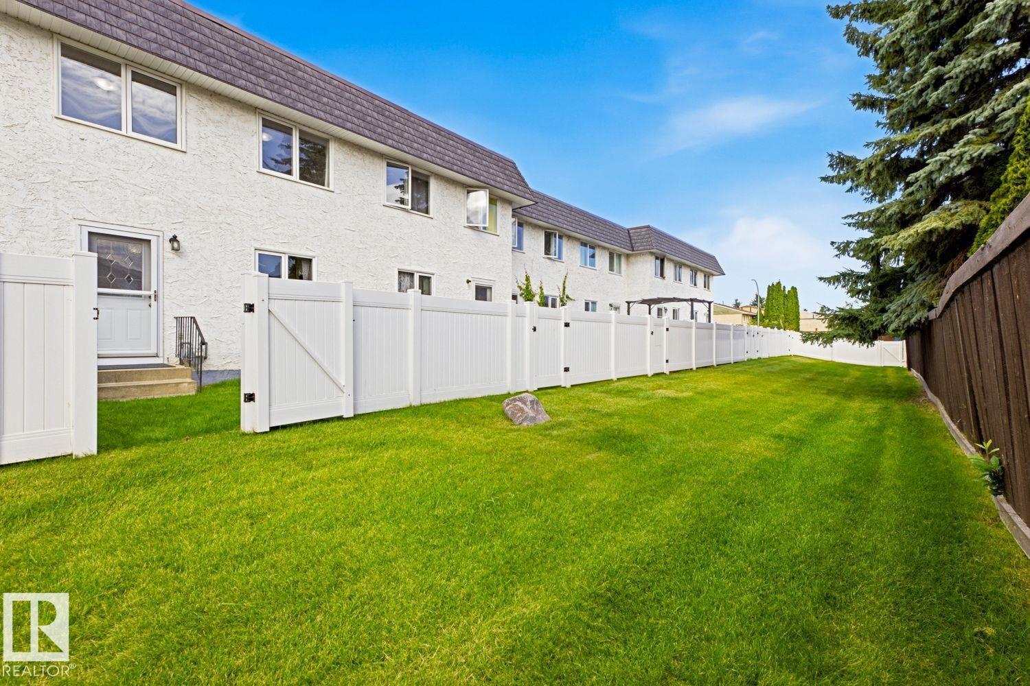 11317 22 Av Nw Property Photo 27