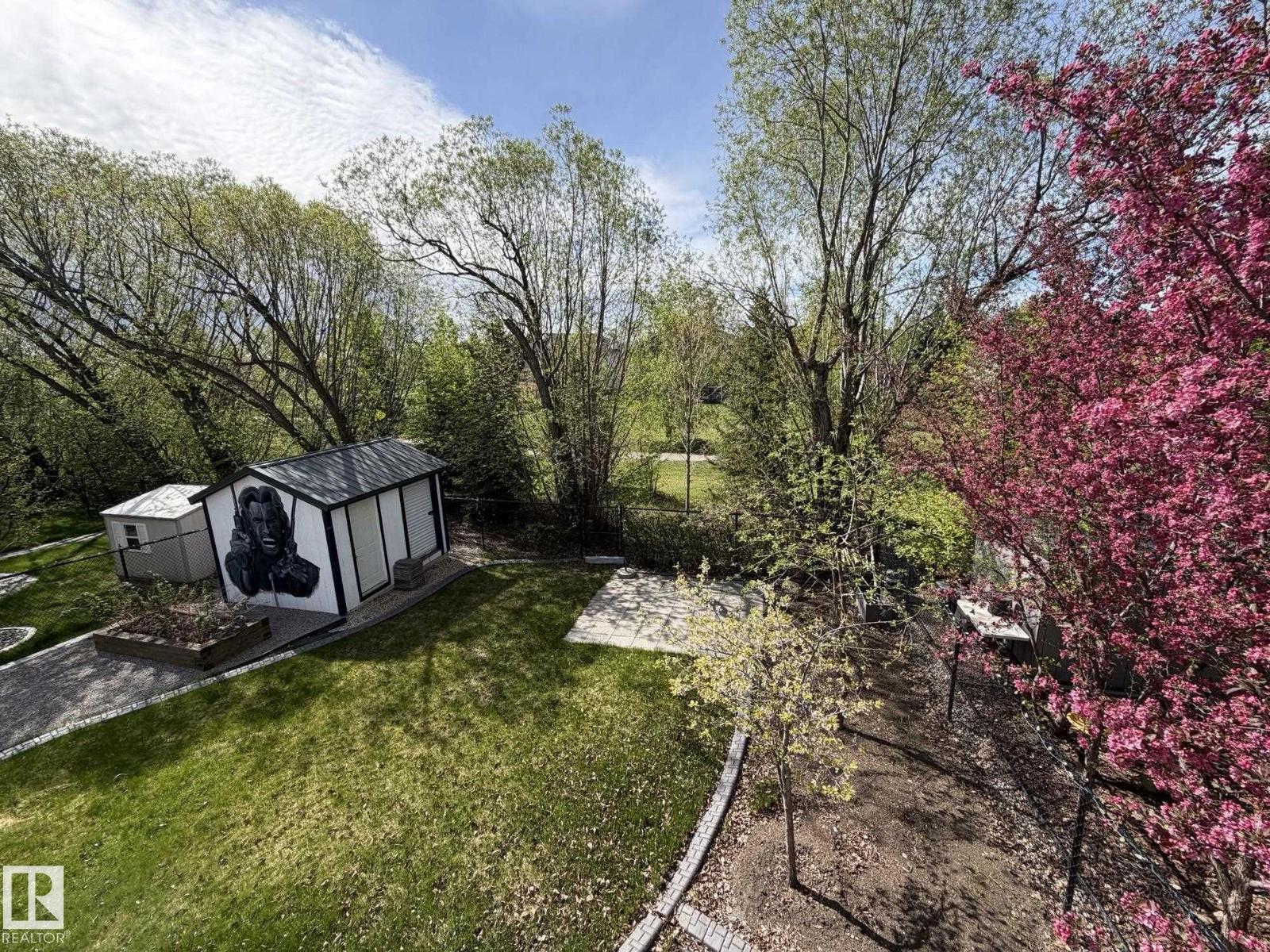 13 Newbury Co Property Photo 47