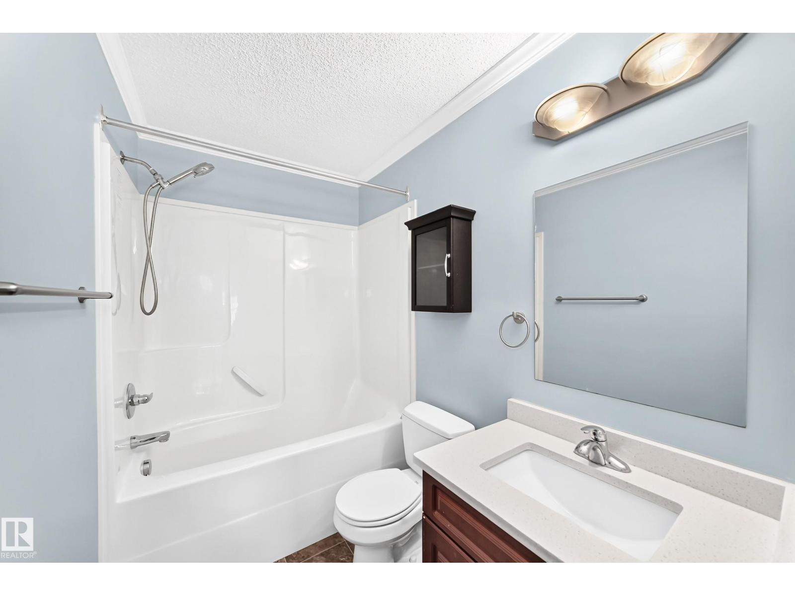5226 52 St Property Photo 29