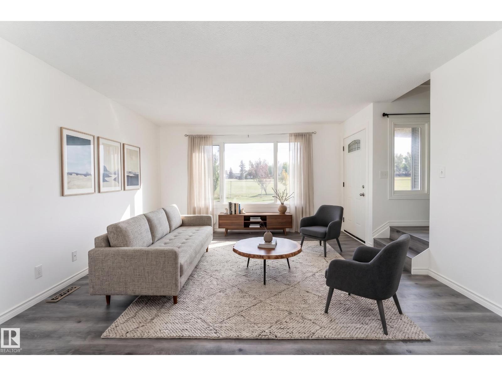 11363 22 AV NW Property Photo 1